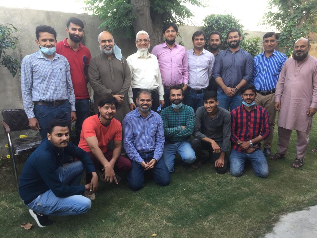 Team visit and group photo